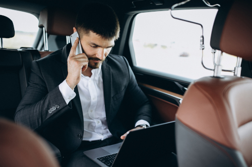 Transfer com Sedans e Suvs Executivos